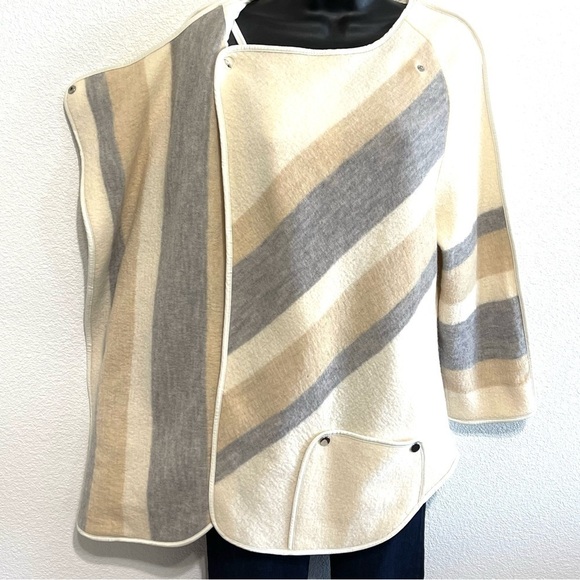 Chico's Woman 100% WOOL Cardigan Coat Sweater Size S - Picture 6 of 16